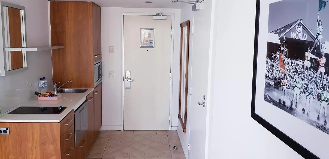 Legends Hotel Units With Panoramic Ocean Views In Surfers Paradise Gold Coast 0*,  Australia