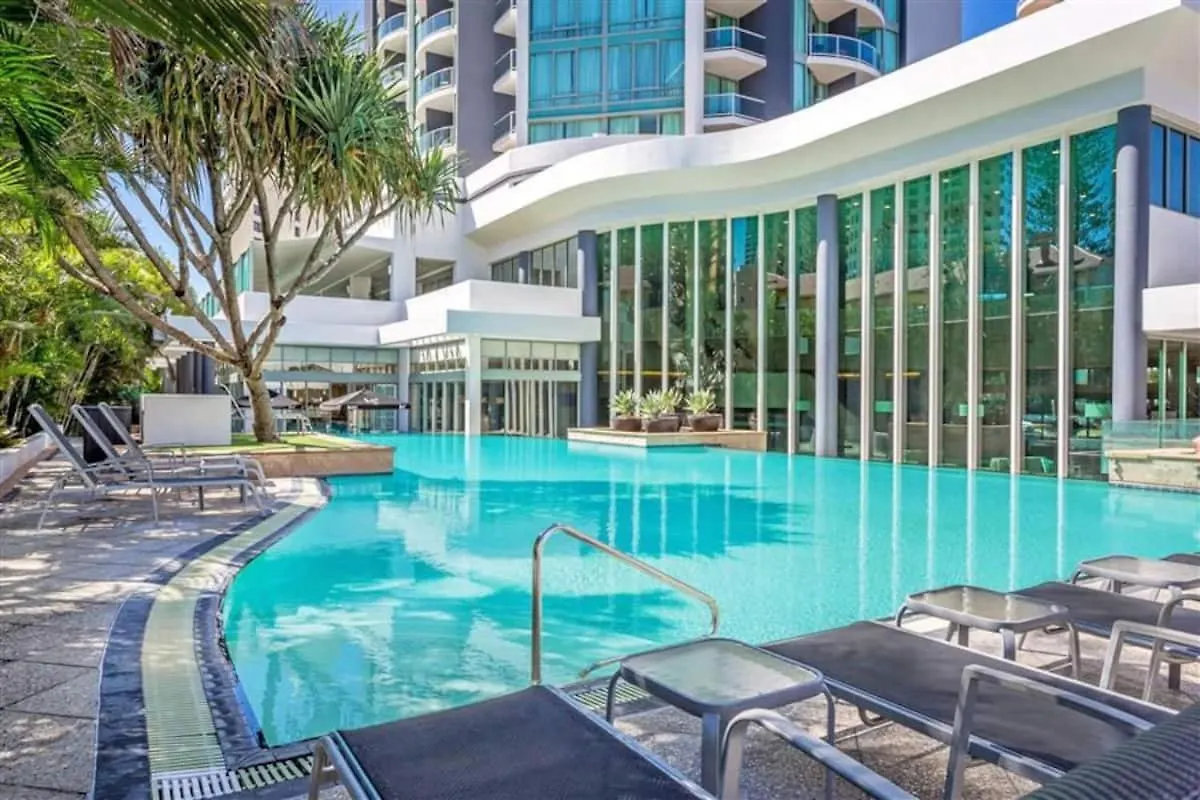 Legends Hotel Units With Panoramic Ocean Views In Surfers Paradise Gold Coast